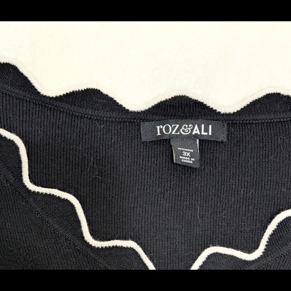 Roz & Ali Black Sweater with Cream Scalloped Trim - Picture 2 of 2